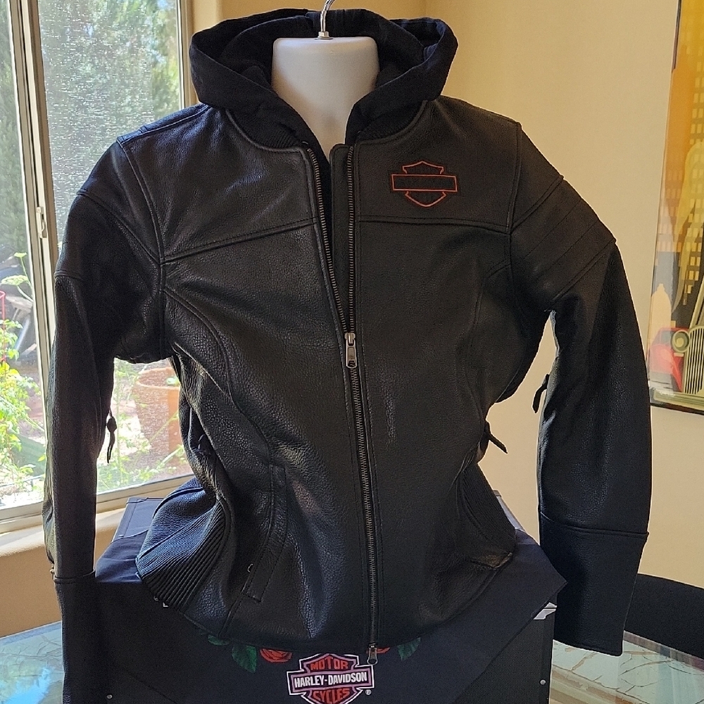 Harley-Davidson Black Leather Jacket with High Collar Size XL NEW WITH TAGS
